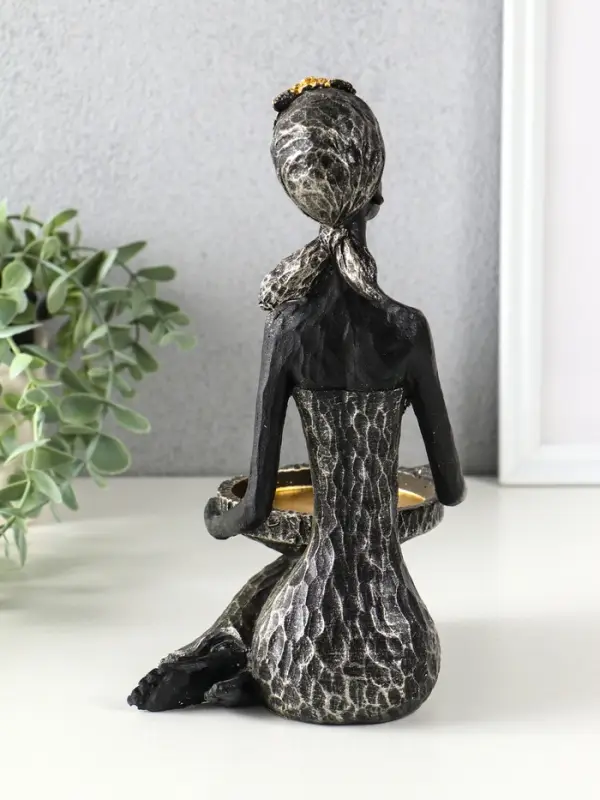 Подсвечник полистоун Подсвечник полистоун "Африканка в косынке с цветами" чёрный d=8 см 14х11,5х24,5 см