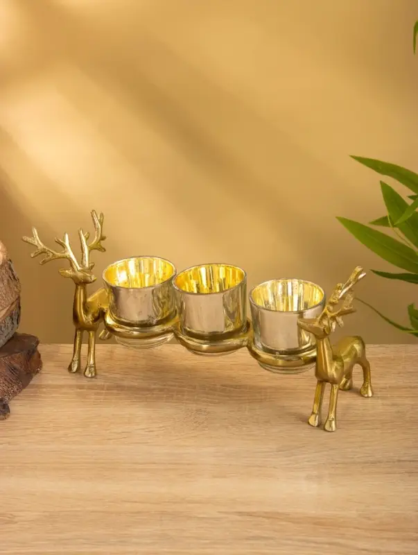 Подсвечник на 3 свечи «Оленята», 29×8×13 см, алюминий Подсвечник на 3 свечи «Оленята», 29×8×13 см, алюминий
