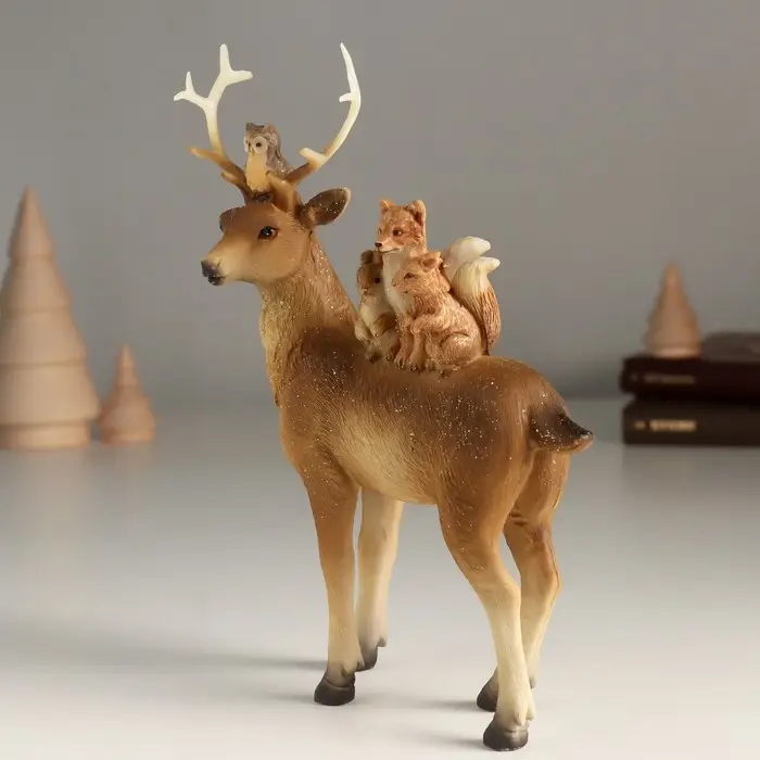 Сувенир полистоун "Олень со зверятами" 15х6х19,5 см