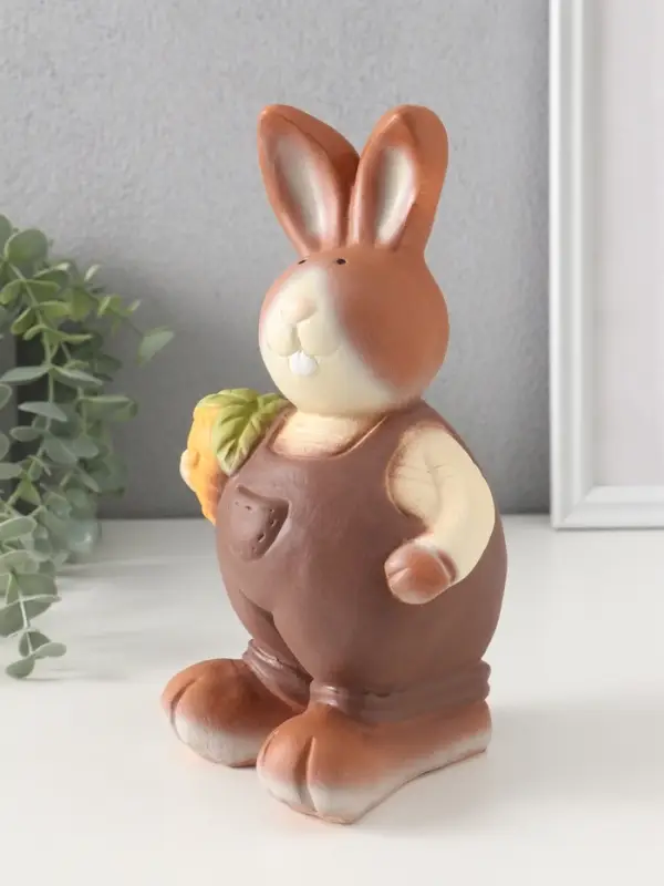 Копилка (гипс) Кролик-фермер Кофе шоколад, 20.5х12х11 см Копилка (гипс) Кролик-фермер Кофе шоколад, 20.5х12х11 см