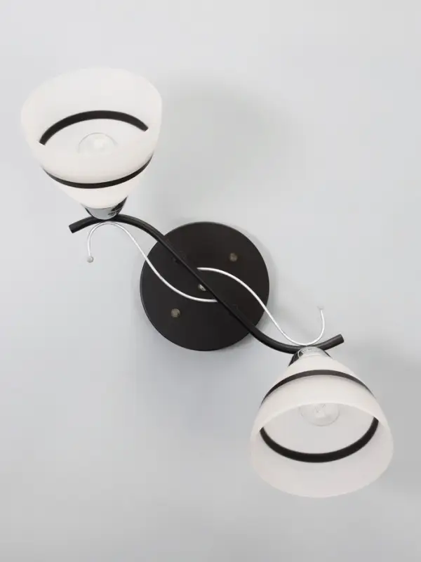 Люстра потолочная BayerLux &laquo;Лайма&raquo;, 2хЕ27, 40 Вт, черно-хромовый, 50&times;15&times;24 см