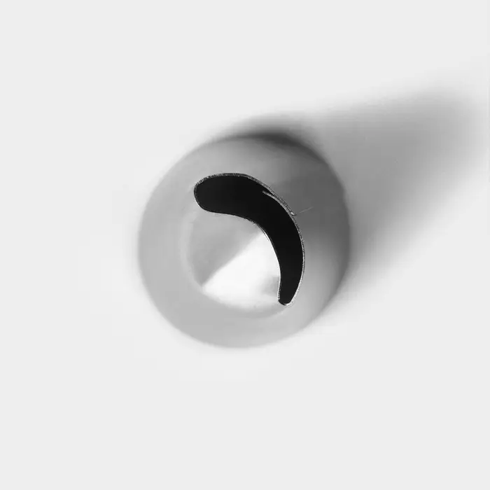 Насадка кондитерская KONFINETTA «Лепесток розы», d=2.5 см, выход d=1.5 см, нержавеющая сталь Насадка кондитерская KONFINETTA «Лепесток розы», d=2.5 см, выход d=1.5 см, нержавеющая сталь