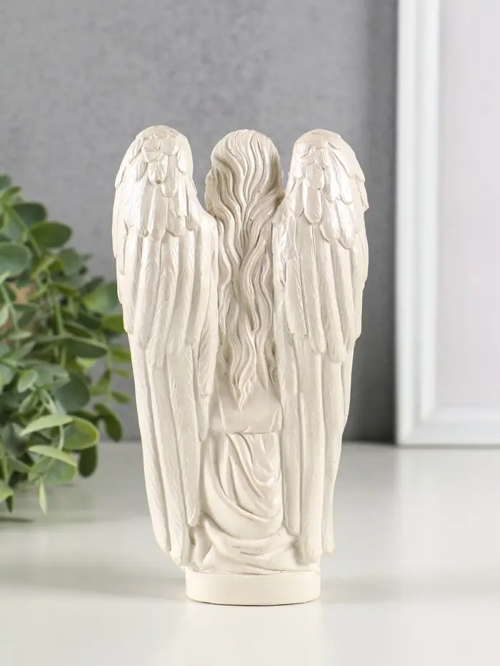 Фигура гипс "Ангел Равена" 16х9 см, перламутр