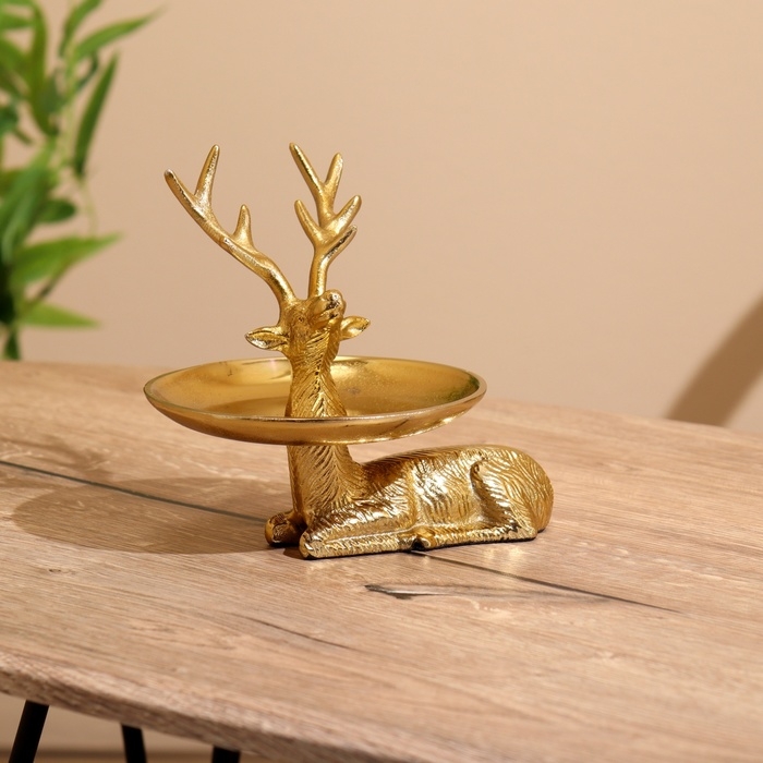 Блюдо для закусок Блюдо для закусок "Олень" алюминий 20х14х19 см