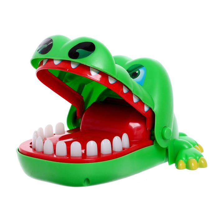 Настольная игра «Новогодняя схватка», от 2 игроков, 3+