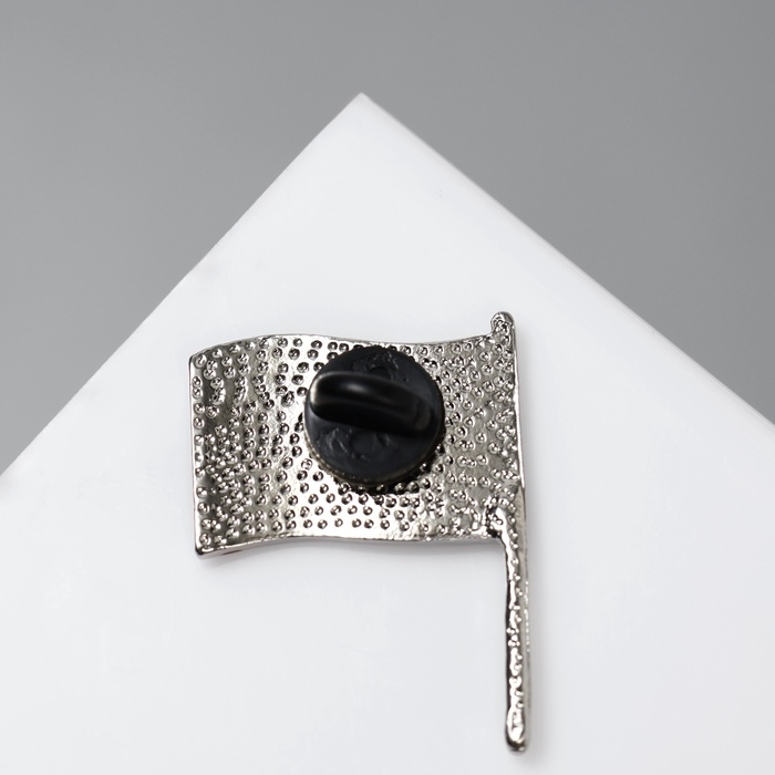 Значок «Флаг» России, цветной в серебре Значок «Флаг» России, цветной в серебре