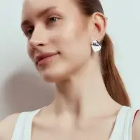 Серьги металл &laquo;Мятые&raquo;, цвет серебро