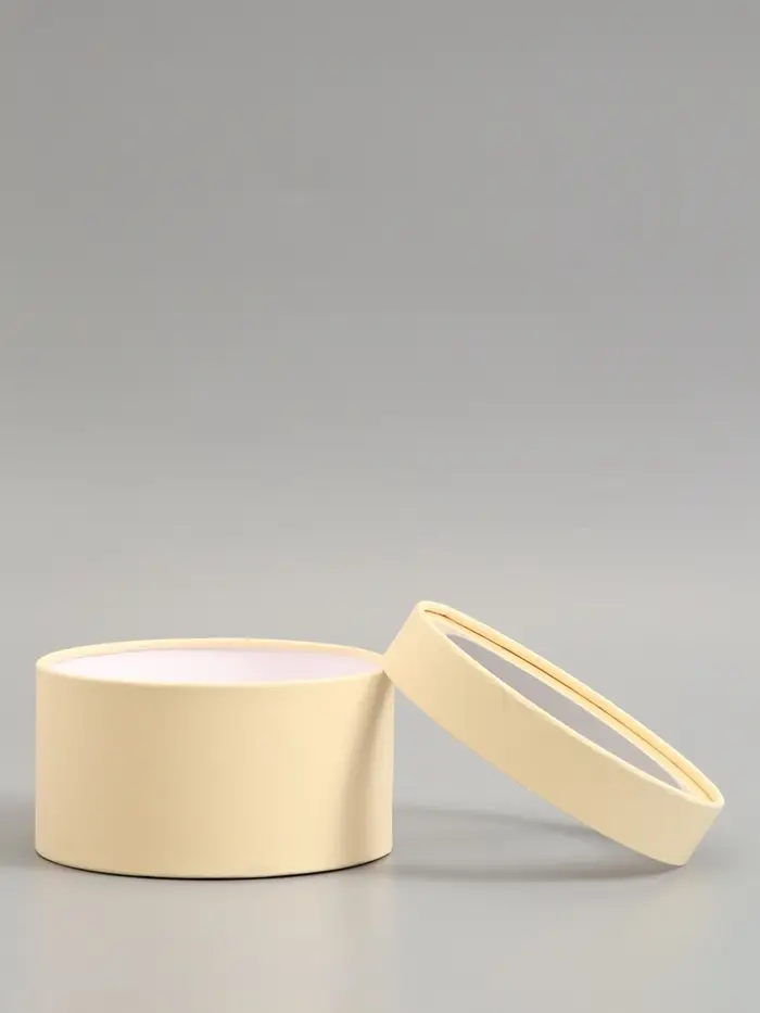 Подарочная коробка, сливочный, завальцованная с окном, 18 х 10 см