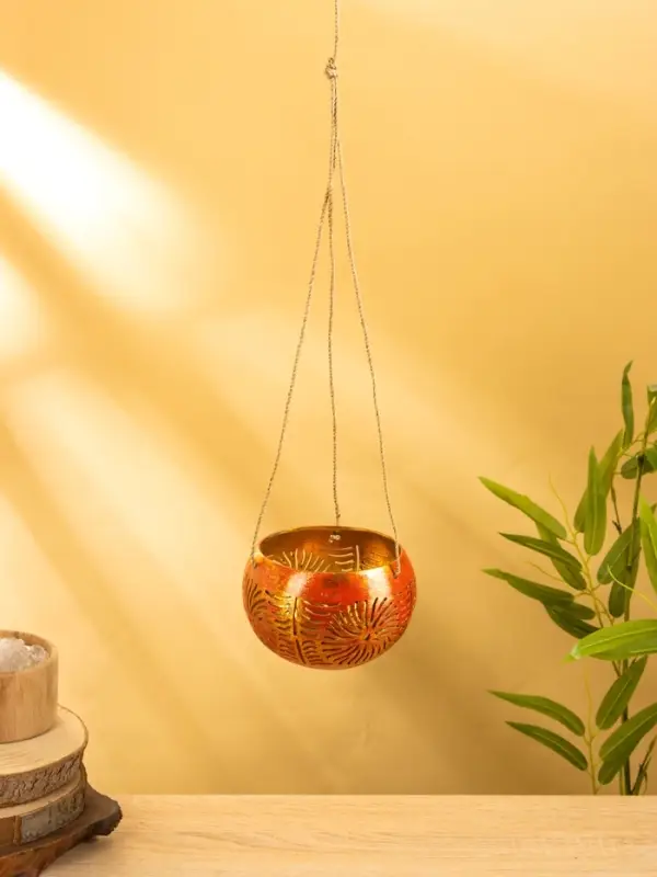 Подсвечник подвесной из кокоса, 11-14 см, красно-золотой Подсвечник подвесной из кокоса, 11-14 см, красно-золотой
