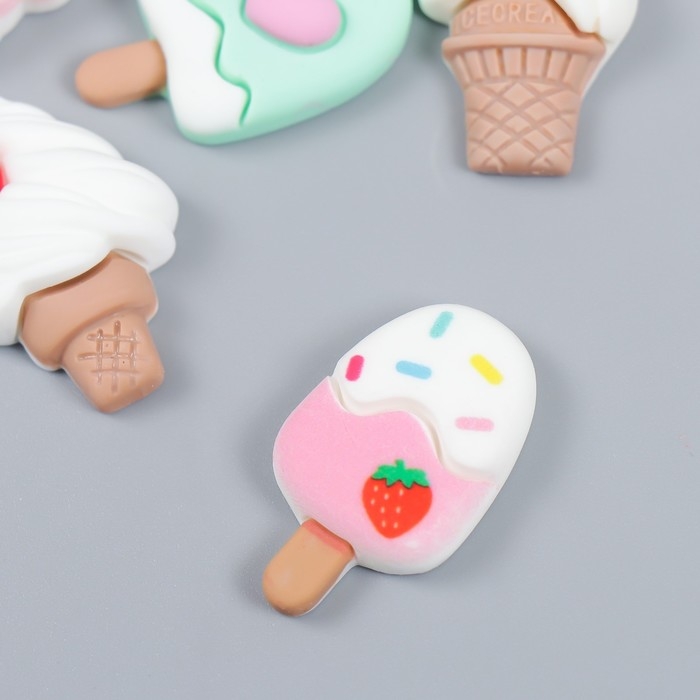 Декор для творчества пластик Декор для творчества пластик "Мороженое" набор 6 шт 3х2 см