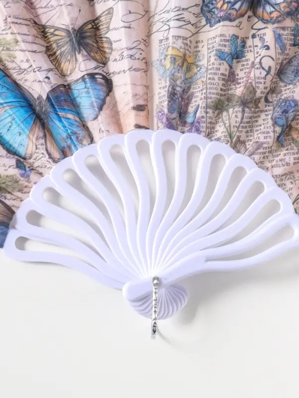 Веер складной &laquo;Синие бабочки и старые газеты&raquo;, 22.5 см