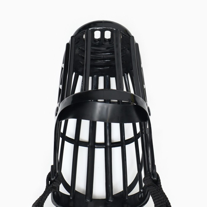 Намордник пластиковый № 4, ОМ 26 см, ДН 9 см, ОШ 41-56 см, вес питомца 15 кг Намордник пластиковый № 4, ОМ 26 см, ДН 9 см, ОШ 41-56 см, вес питомца 15 кг