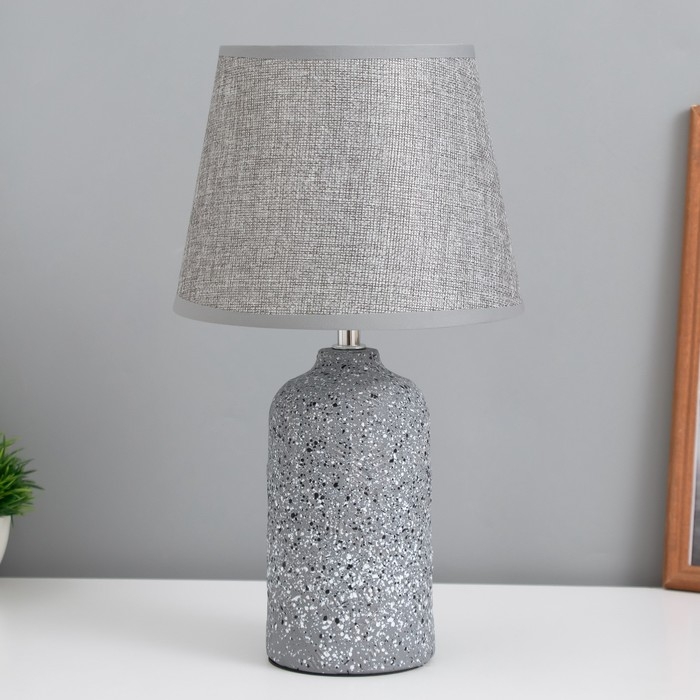 Лампа настольная Лампа настольная "Аи" 1х40Вт Е14 серый 20х20х34см