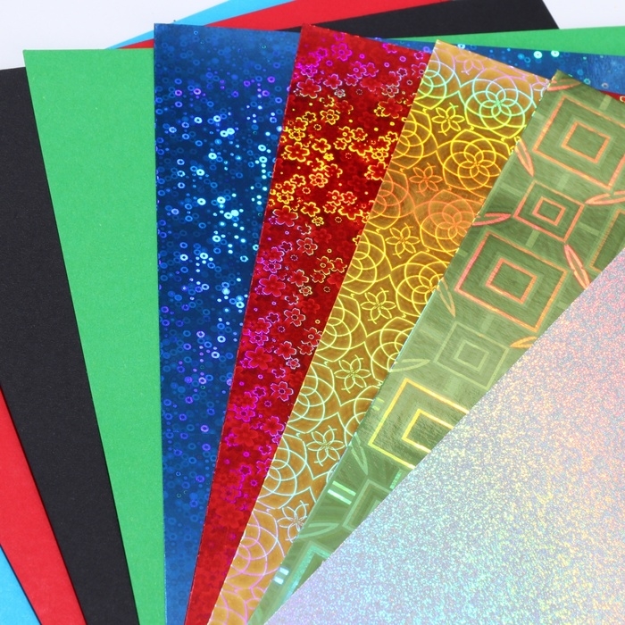 Картон цветной с голографией, А4, 10 листов, 10 цветов, немелованный, двусторонний, в папке, 250 г/м², Холодное сердце Картон цветной с голографией, А4, 10 листов, 10 цветов, немелованный, двусторонний, в папке, 250 г/м², Холодное сердце