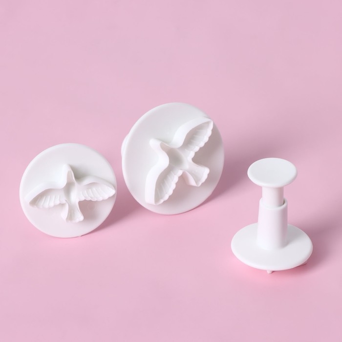 Набор плунжеров кондитерских Доляна «Птица», 3 шт, 4,5×5 см Набор плунжеров кондитерских Доляна «Птица», 3 шт, 4,5×5 см