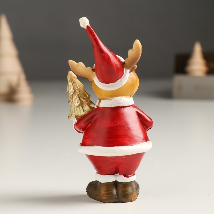 Сувенир полистоун Сувенир полистоун "Лосик в красном кафтане и колпаке с ёлкой/подарком" МИКС 4х5х10 см