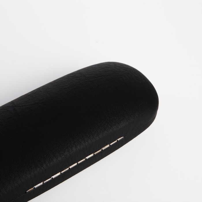 Футляр для очков на хлопушке, длина 16 см, цвет чёрный Футляр для очков на хлопушке, длина 16 см, цвет чёрный