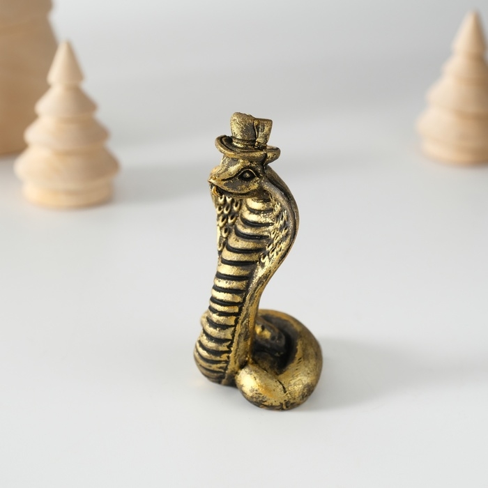 Сувенир полистоун Сувенир полистоун "Кобра в цилиндре" чёрно-золотая 3,6х6 см