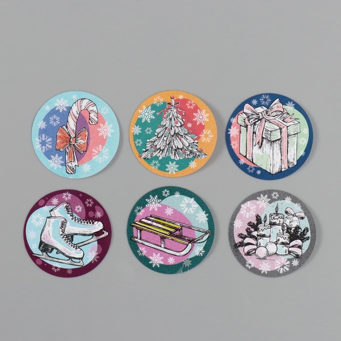 Наклейка бумага Наклейка бумага "Нарисованный Новый год" d=2,5 см 252 шт в рулоне