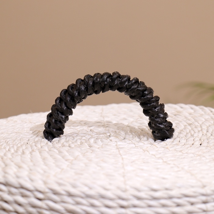 Корзина плетёная с крышкой 27х27х35 см Корзина плетёная с крышкой 27х27х35 см