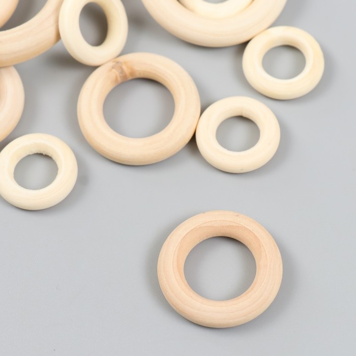 Набор деревянных неокрашенных колец МИКС-12 (кольца 20,30,40,50 мм) 13 шт