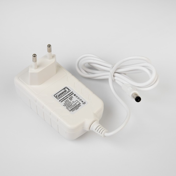 Комплект светодиодной ленты General 5 м, IP20, SMD2835, 60 LED/м, 12 В, 6500К