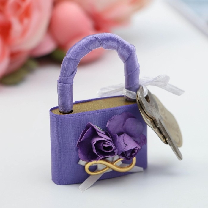 Замок свадебный с ключом «Связаны судьбой навеки». Замок свадебный с ключом «Связаны судьбой навеки».