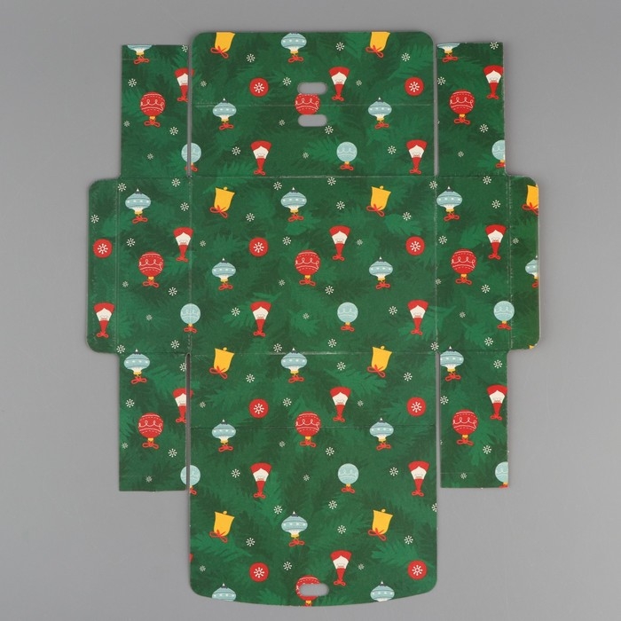 Коробка подарочная новогодняя складная двухсторонняя «Новогодние истории», 16.5 х 12.5 х 5 см, БЕЗ ЛЕНТЫ, Новый год Коробка подарочная новогодняя складная двухсторонняя «Новогодние истории», 16.5 х 12.5 х 5 см, БЕЗ ЛЕНТЫ, Новый год