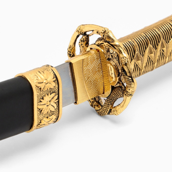 Сувенирное изделие Катана на подставке, бронзовая отделка Сувенирное изделие Катана на подставке, бронзовая отделка