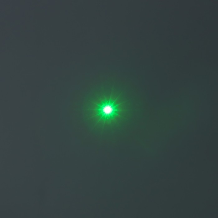 Указка лазерная 12 + 1 насадки от 2 х ААА 7,7х21 см Указка лазерная 12 + 1 насадки от 2 х ААА 7,7х21 см