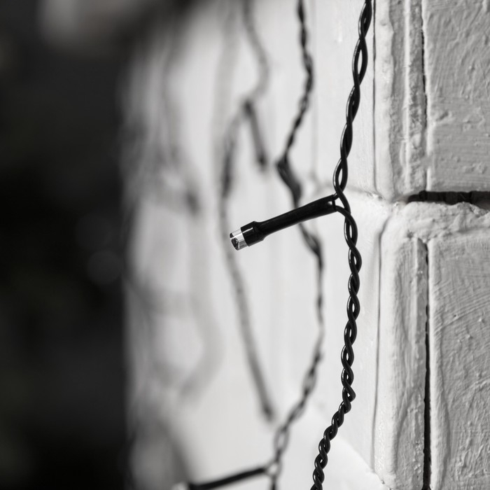 Гирлянда «Бахрома» 1.8 × 0.5 м, IP20, тёмная нить, 48 LED, свечение белое, 8 режимов, 220 В Гирлянда «Бахрома» 1.8 × 0.5 м, IP20, тёмная нить, 48 LED, свечение белое, 8 режимов, 220 В