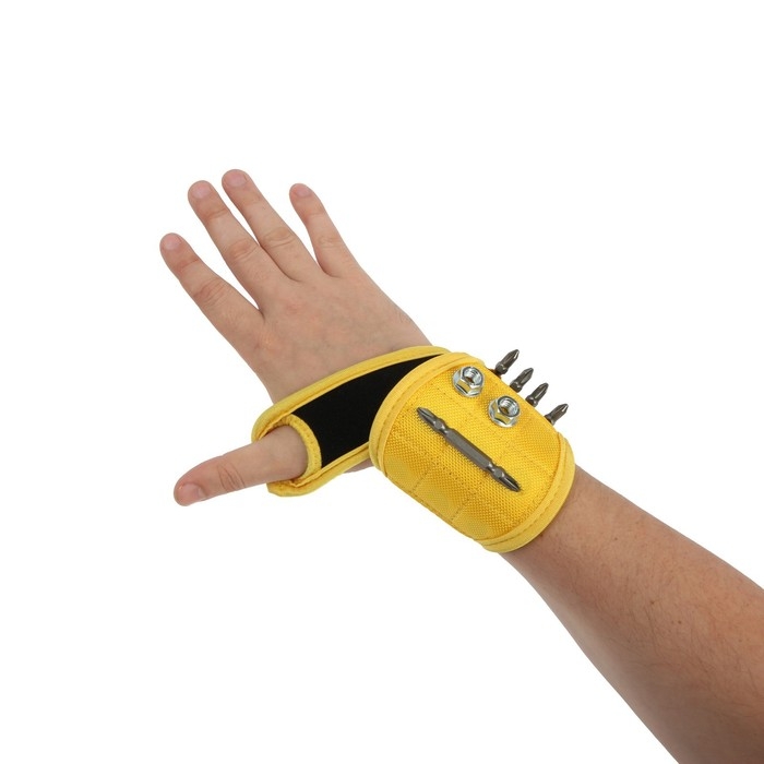 Браслет магнитный ТУНДРА, неопреновая подложка, 4 кармана, 9 неодимовых магнитов, до 2 кг Браслет магнитный ТУНДРА, неопреновая подложка, 4 кармана, 9 неодимовых магнитов, до 2 кг