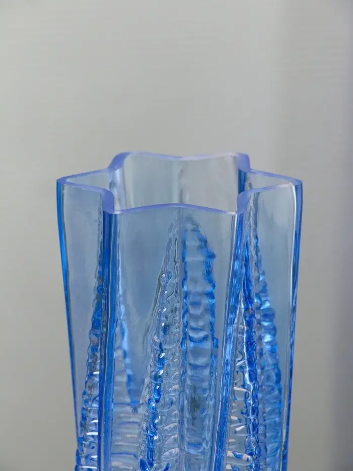 Ваза для цветов &laquo;Флоранс&raquo;, 25&times;11&times;9 см, стекло, голубая