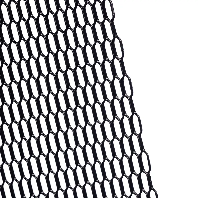 Сетка для защиты радиатора AVS PN-02 (ячейка шестигран.12х6мм) 30х100см черн.