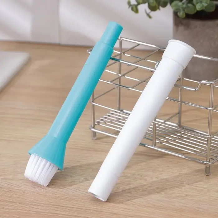 Щётка - насадка на кухонный кран, диаметр отверстия 2,5 см, длина 32 см, длина щётки 2,5 см Щётка - насадка на кухонный кран, диаметр отверстия 2,5 см, длина 32 см, длина щётки 2,5 см