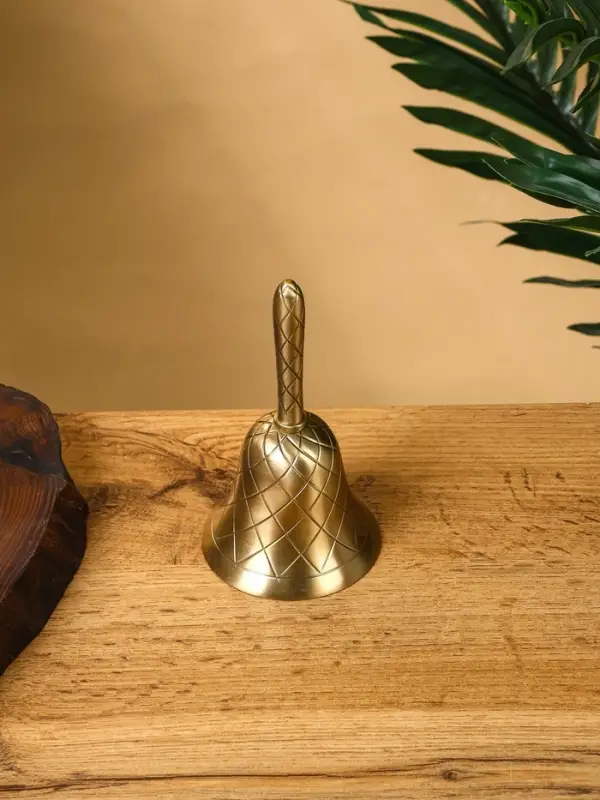 Колокольчик «Еловая шишика», латунь, 14 см Колокольчик «Еловая шишика», латунь, 14 см