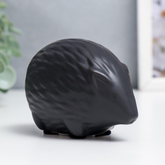 Сувенир керамика  Сувенир керамика "Чёрный маленький ёжик" матовый 5,8х5,2х8,6 см