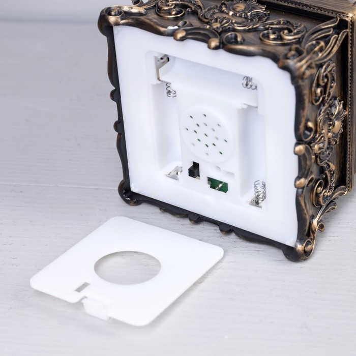 Светодиодная фигура «Фонарь с щелкунчиком» 13.5 × 28.5 × 13.5 см, пластик, батарейки ААх3 (не в комплекте), USB, свечение тёплое белое