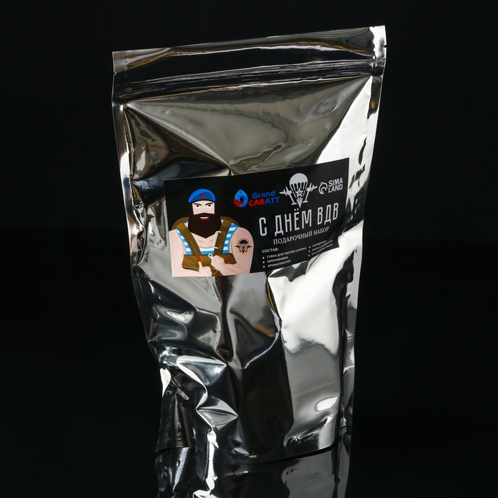 Подарочный набор для ухода за авто Grand Caratt Подарочный набор для ухода за авто Grand Caratt "ВДВ": антидождь 100 мл, очиститель стёкол 100 мл, антизапотеватель 100 мл, ароматизатор подвесной, салфетка, губка