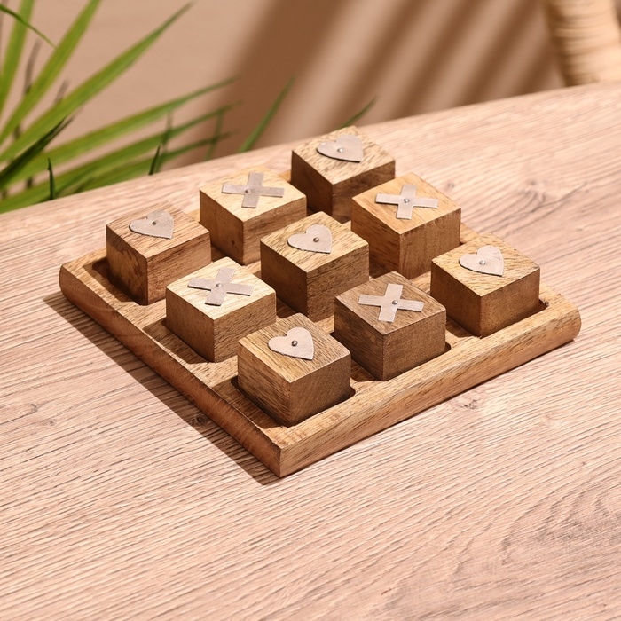 Игра настольная  Игра настольная "Крестики-нолики" 12х12х3 см, манговое дерево