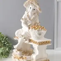 Фигура гипс &laquo;Девочка на скамейке&raquo;, перламутр с золотом, 46&times;31&times;22 см