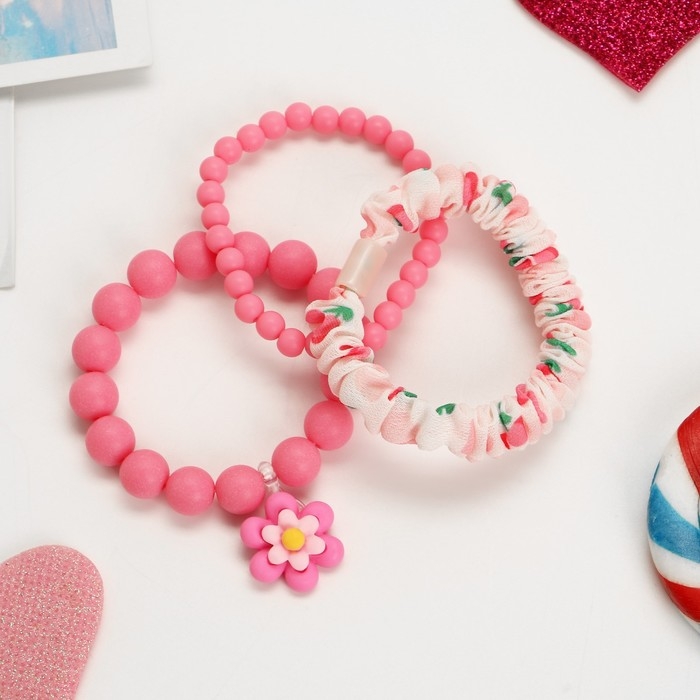 Комплект детский «Выбражулька» 3 предмета: резинка, 2 браслета, цветок, цвет розовый матовый Комплект детский «Выбражулька» 3 предмета: резинка, 2 браслета, цветок, цвет розовый матовый