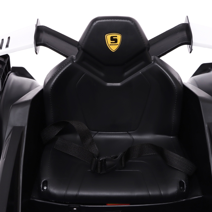 Электромобиль «Купе», 2 мотора, цвет белый Электромобиль «Купе», 2 мотора, цвет белый