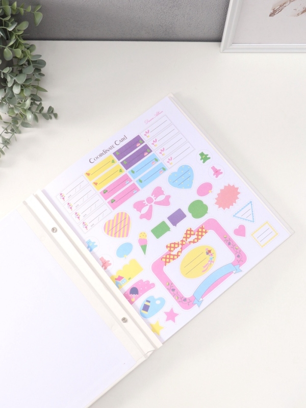 Фотоальбом магнитный 20 листов "Малыш-жираф с сердечками" кожзам, в коробке 2,6х32х33,5 см   1072000