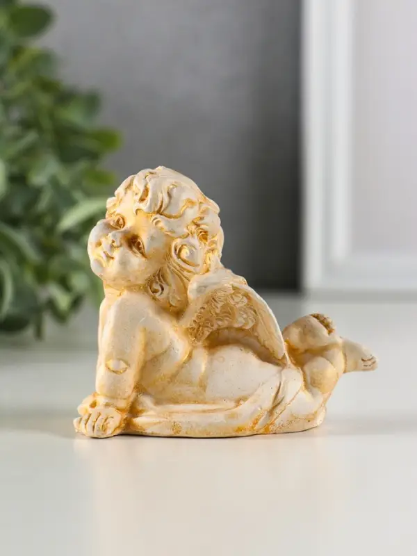 Фигура гипс "Ангел на животе лежит" 6х8 см, позолота