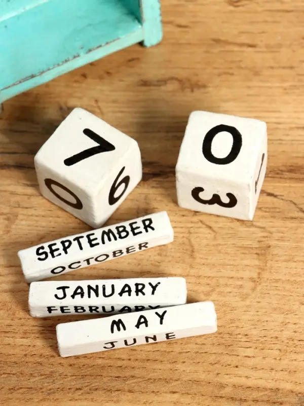 Календарь настольный &laquo;Маяк&raquo;, 7&times;4&times;11 см, дерево, бело-бирюзовый