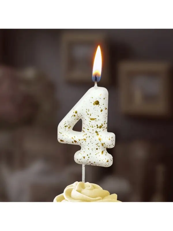 Свеча в торт "Белые брызги", цифра "4"