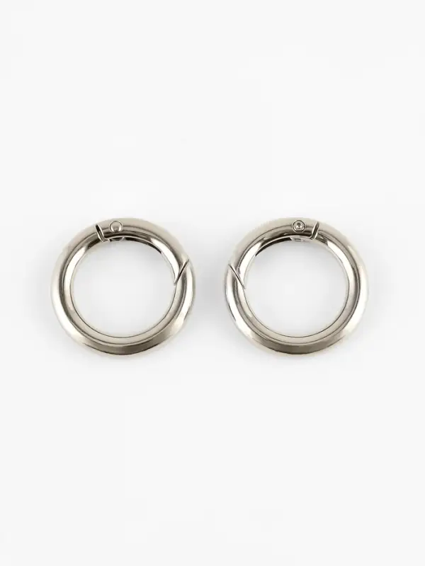 Кольца-карабины 7гр d20/28мм 4мм (наб 2шт цена за наб) серебряный TR Кольца-карабины 7гр d20/28мм 4мм (наб 2шт цена за наб) серебряный TR