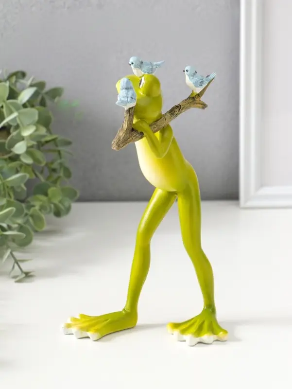 Сувенир полистоун "Лягушонок с веточкой и птичками" 22 см