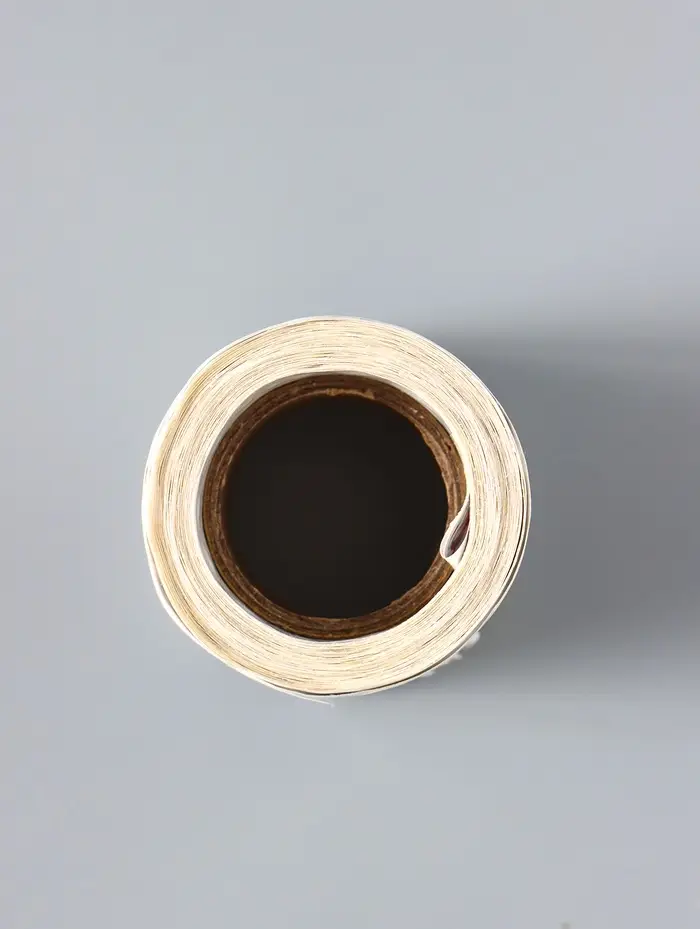 Наклейка бумага &laquo;Снеговики&raquo;, d=2.5 см, набор 500 шт. в рулоне, 5.5&times;4&times;4 см